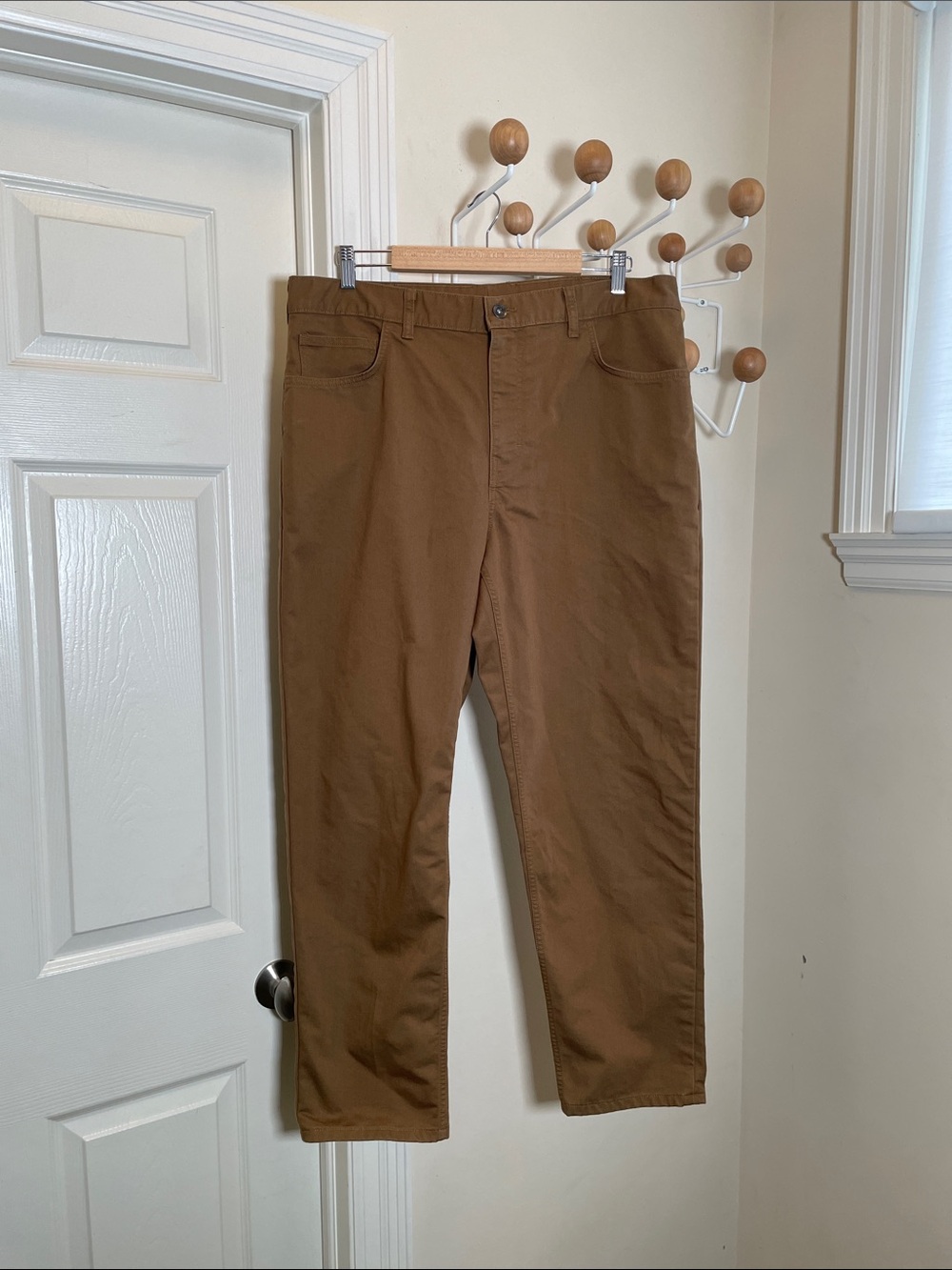 Patagonia - Outdoor Hiking Straight Legged Pants - Brown - 38